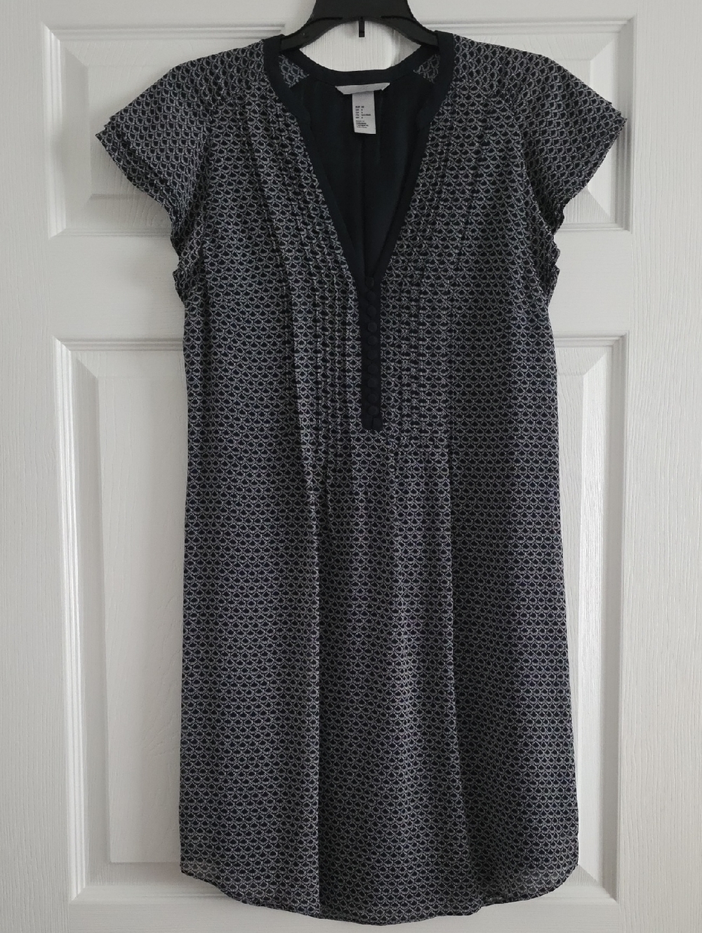 H&M Navy Blue and White Geometric Midi Dress